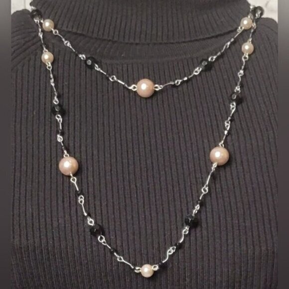 Retro faux Pearl With Black Beads Single Strand or Multiple Strands - Picture 3 of 4